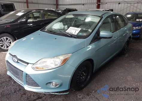 2012 Ford Focus Se из США, поврежденный, VIN 1FAHP3F24CL260001